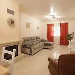 Apartament 3-bedroom Townhouse: Peaceful & Spacious Olhão