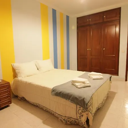 3-bedroom Townhouse: Peaceful & Spacious Appartement Olhão